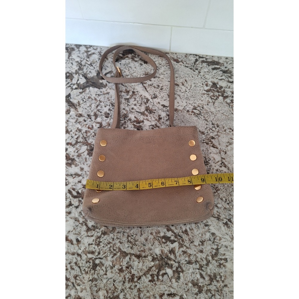 Hammitt Los Angeles Taupe Pebbled Leather Crossbody Bag Gold Rivets Red Lining - Picture 9 of 9
